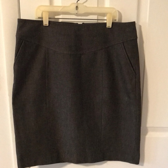 Banana Republic Skirt dark grey with pockets - Picture 1 of 5